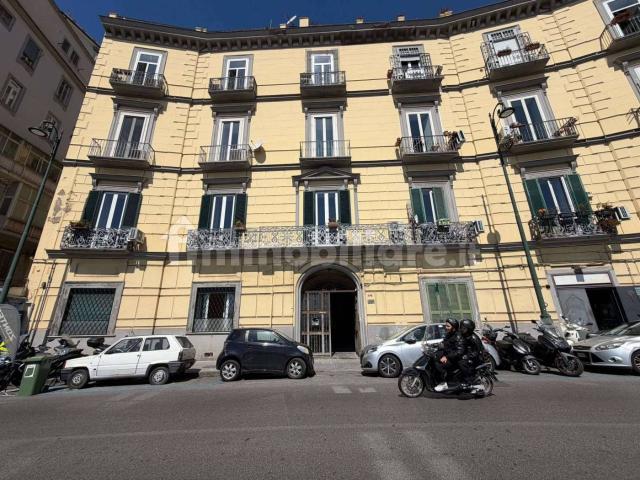 Trilocale corso VITTORIO EMANUELE, Vomero, Napoli