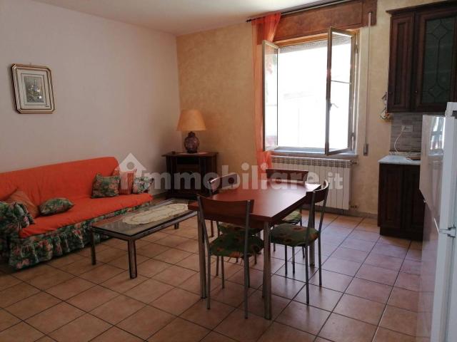 Trilocale Chiusa di via San Rocco 8, Centro, Fabrica di Roma
