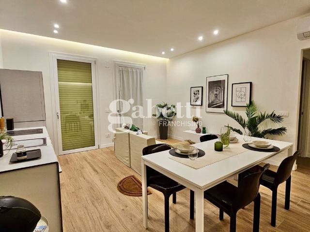 Trilocale classe A4 a Firenze