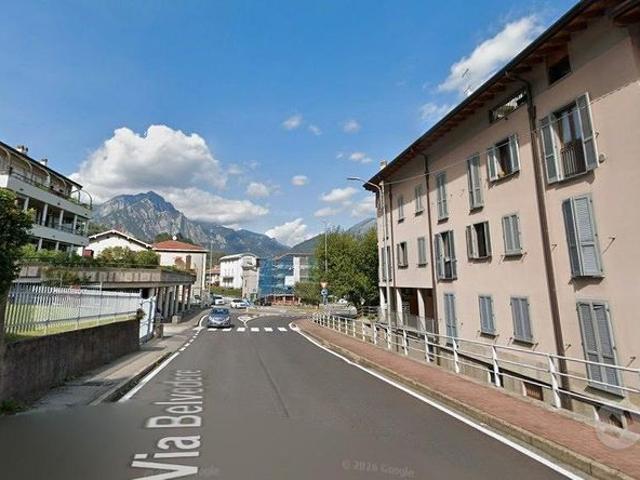 Trilocale a Varenna con terrazzo libero ora