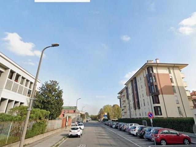 Trilocale a Monza con terrazzo e cantina