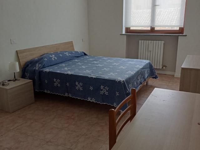 TRILOCALE AFFITTO A STANZE SOLO TRANSITORI