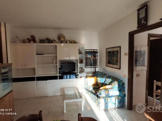 Trilocale arredato a LISCATE in residence