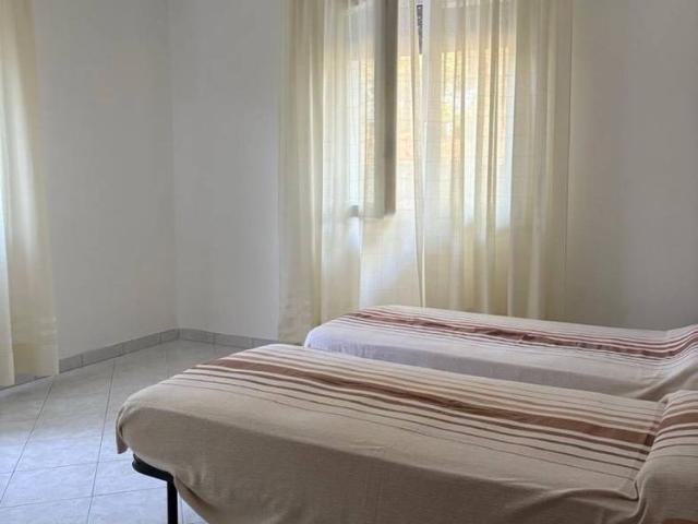 Trilocale buono stato, piano terra, Abissinia, Riccione