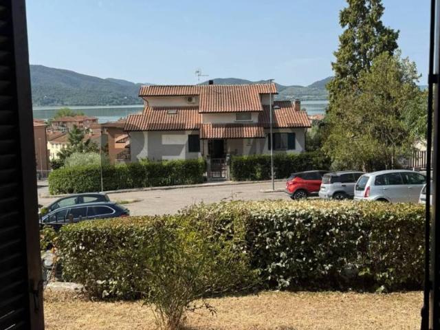 Trilocale buono stato, piano terra, San Feliciano, Magione