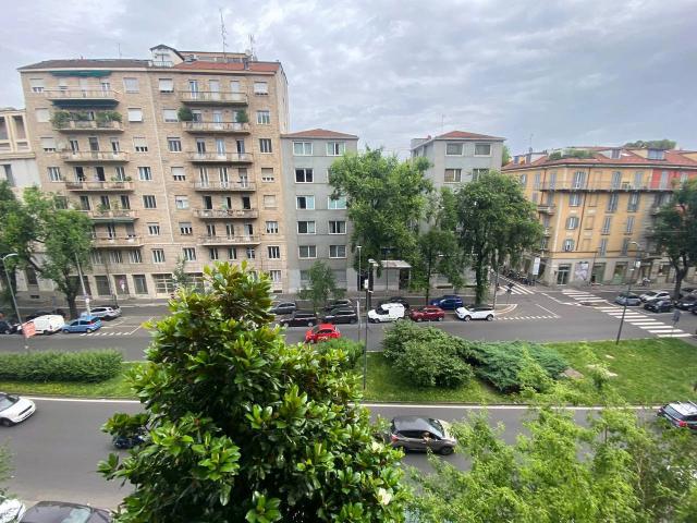 Trilocale da ristrutturare a Milano