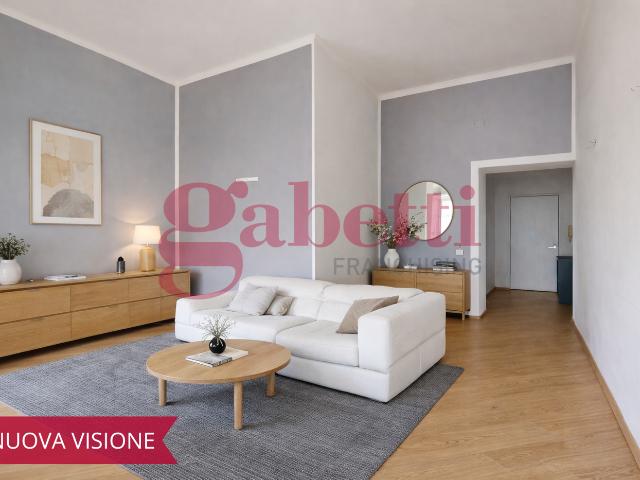 Trilocale da ristrutturare a Napoli