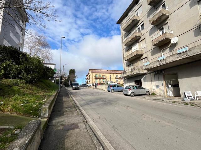 Trilocale da ristrutturare in via dino ciriaci 1, Lanciano