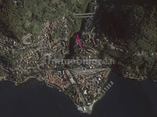 Trilocale frazione Bonzeno 33A, Centro, Bellano