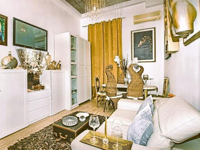 Trilocale in Centro a Piombino, Piano Terra con Patio pranzabile