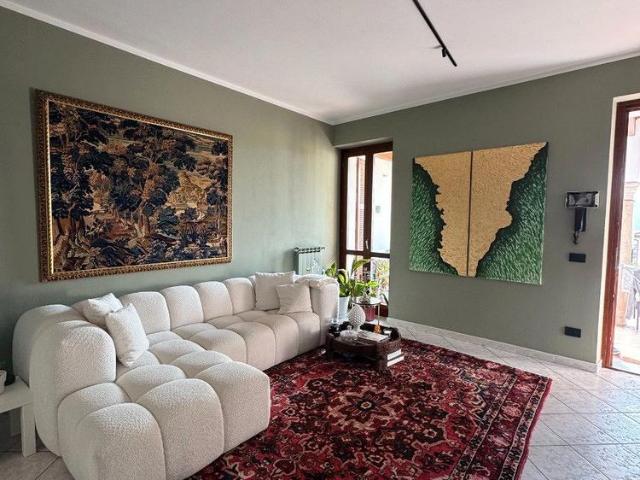 Trilocale in centro con posto auto e terrazzo