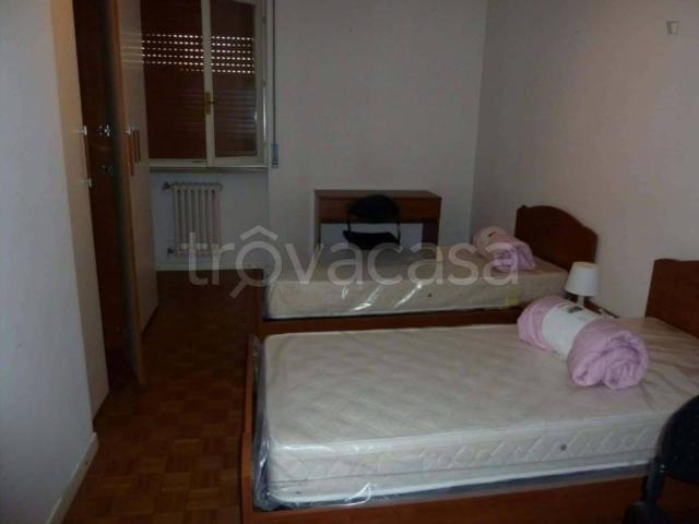 Trilocale in affitto a Milano via Giuseppe Ripamonti, Vigentino Fatima