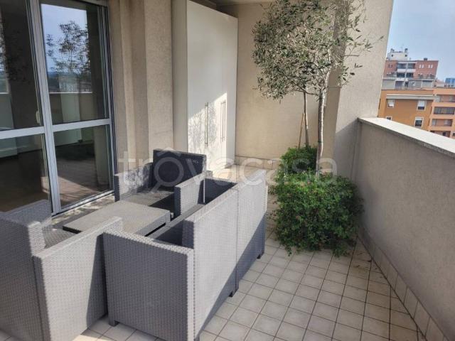 Trilocale in affitto a Milano via del Futurismo, 8, Santa Giulia