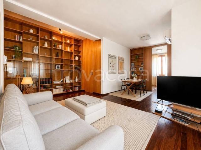 Trilocale in affitto a Milano via Fatebenefratelli, 2, Brera