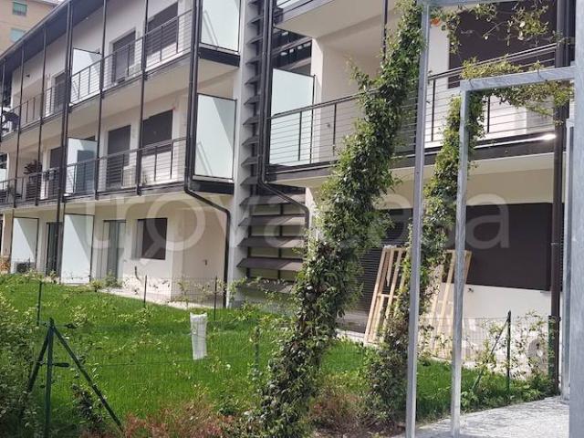 Trilocale in affitto a Milano via Lodovico il Moro, 119, Tre Castelli Faenza