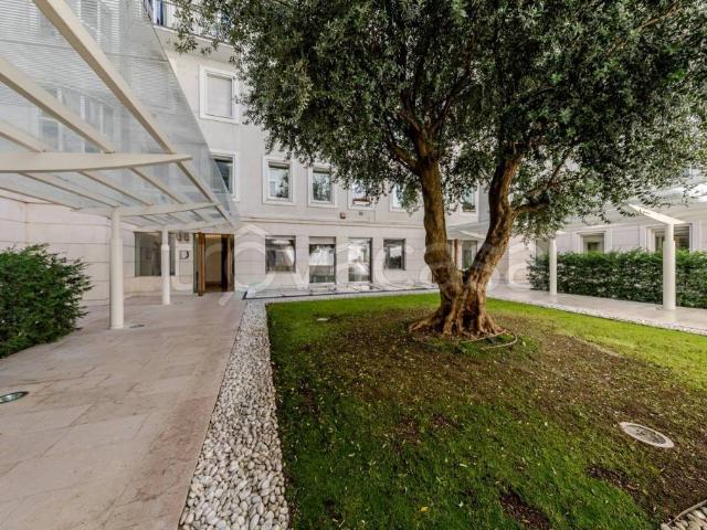 Trilocale in affitto a Milano via Maria Teresa, 11, Carrobbio