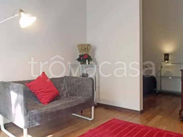 Trilocale in affitto a Milano via Privata Chioggia, Turro