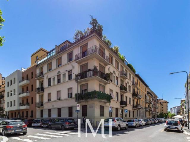 Trilocale in affitto a Milano via Romolo Gessi, 49, Washington