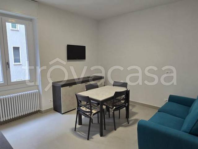 Trilocale in affitto a Milano piazza Greco, 10, Greco Segnano