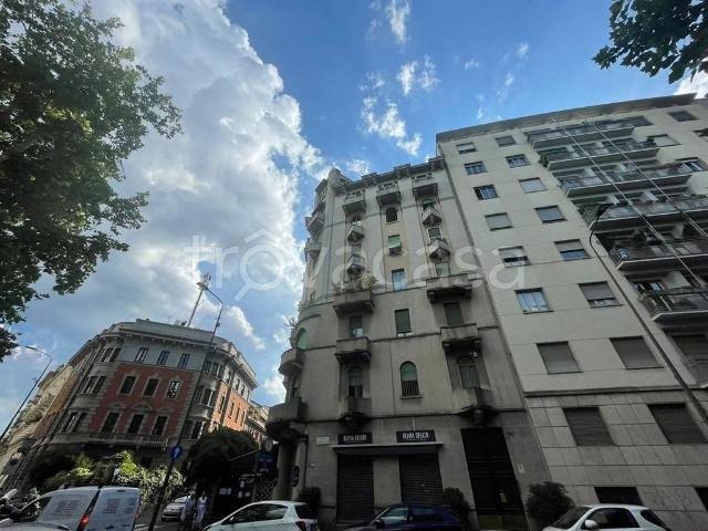 Trilocale in affitto a Milano piazzale Aquileia, 12, Dezza