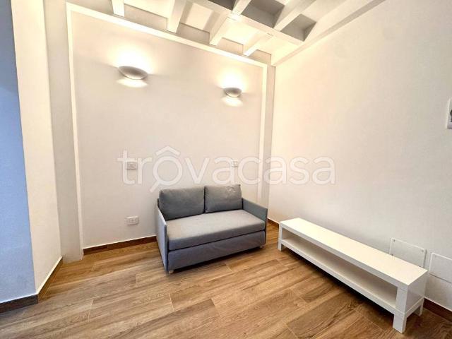 Trilocale in affitto a Milano, Quadronno Crocetta