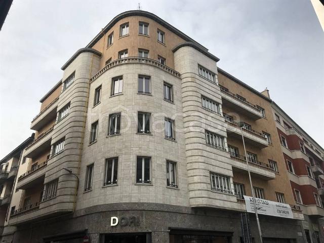 Trilocale in affitto a Monza via passerini, 7, Centro Storico