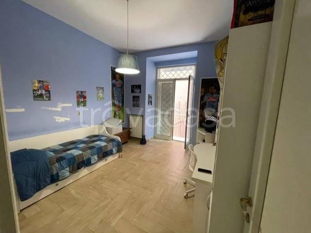 Trilocale in affitto a Napoli vico Teatro Nuovo, Quartieri Spagnoli