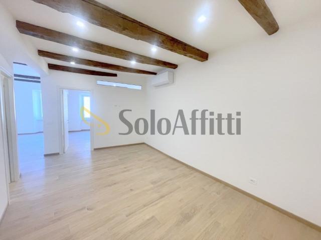 Trilocale in affitto a Osimo