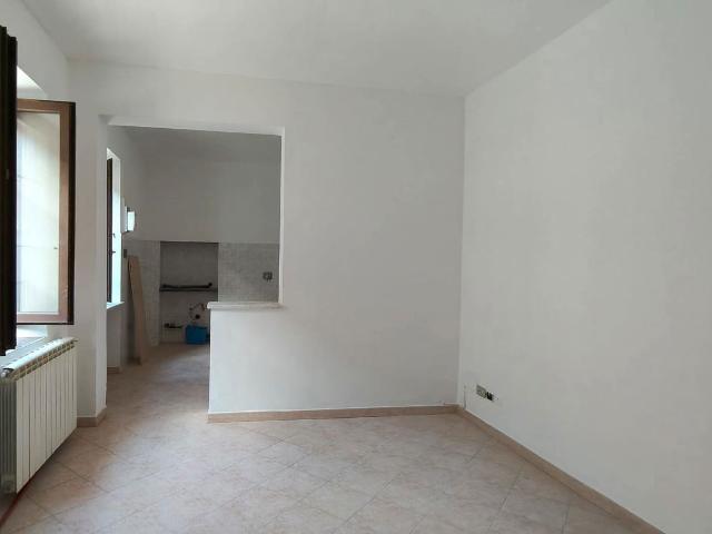 Trilocale in affitto a Beinasco
