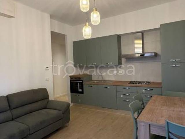 Trilocale in affitto a Bologna via Brenta, Mazzini Fossolo
