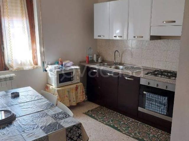 Trilocale in affitto a Caserta, Tuoro