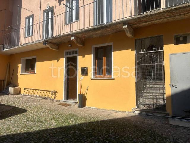 Trilocale in affitto a Cittiglio