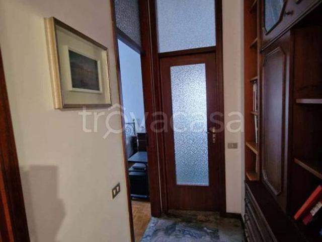 Trilocale in affitto a Cormano via Gabriele d'Annunzio