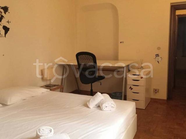 Trilocale in affitto a Firenze via Maggio, Santo Spirito