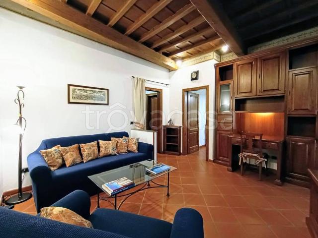 Trilocale in affitto a Firenze via dei Banchi, Piazza della Repubblica