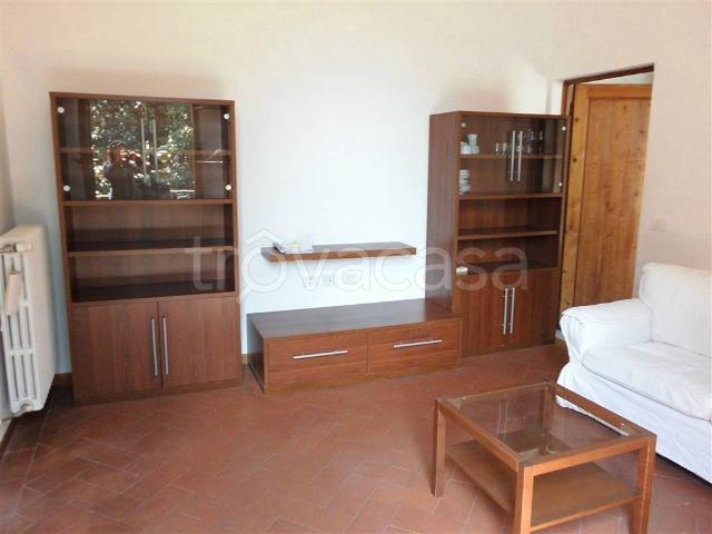 Trilocale in affitto a Firenze via della Pergola, Duomo