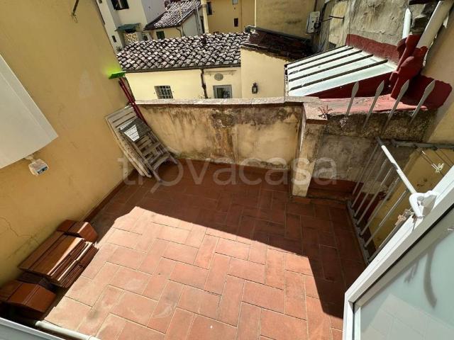 Trilocale in affitto a Firenze via Palazzuolo, 100, Borgo Ognissanti Il Prato