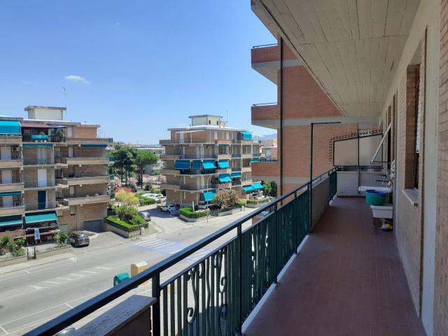 Trilocale in affitto a Follonica, case in affitto Follonica