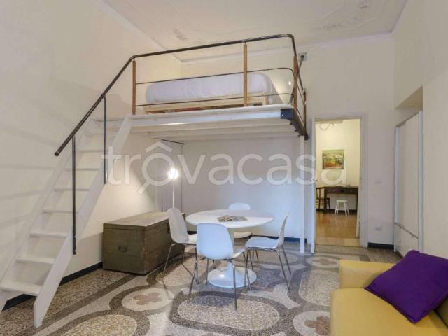 Trilocale in affitto a Genova via Caffaro, 19, Castelletto