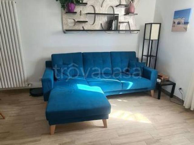 Trilocale in affitto a Genova via Bottini, Sturla