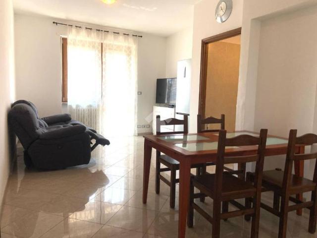 Trilocale in affitto a Grugliasco viale b. Radich, 14