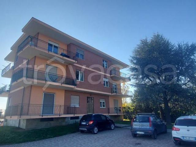 Trilocale in affitto a Leini via Baudenile, 23