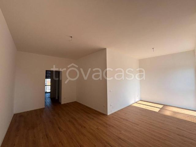 Trilocale in affitto a Lissone via Palazzine