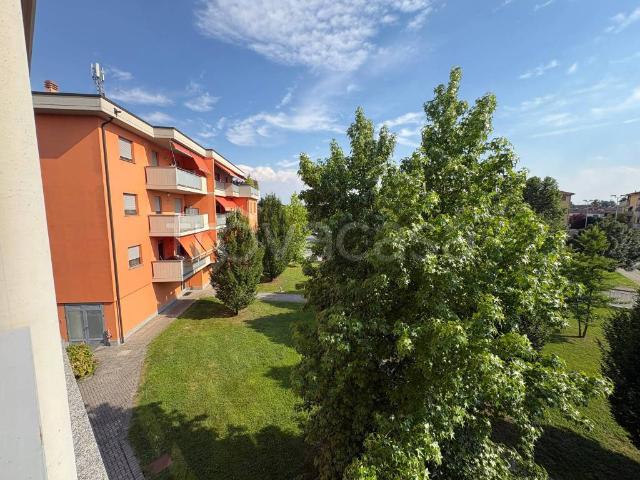 Trilocale in affitto a Lodi