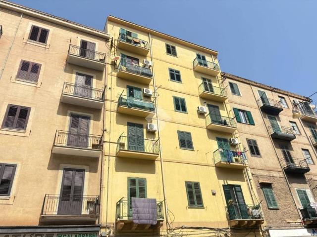 Trilocale in affitto a Palermo via Mendola, 75, Oreto Perez