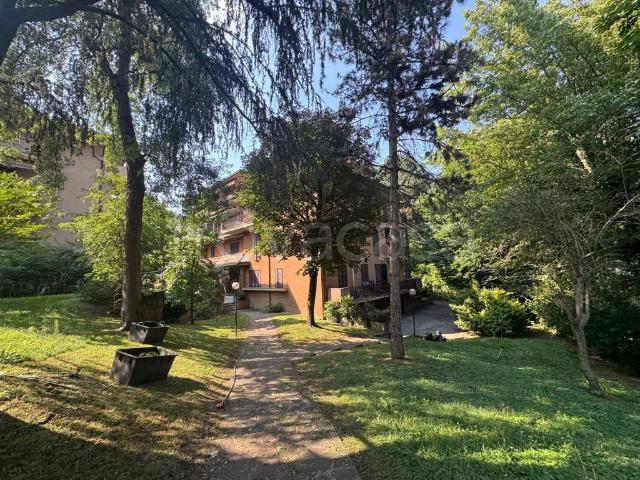 Trilocale in affitto a Pavia via Ardengo Folperti, Città Giardino