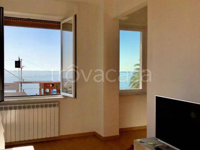 Trilocale in affitto a Pietra Ligure