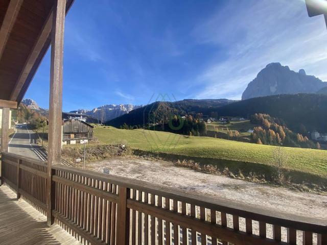 Trilocale in affitto a Plan, Selva di Val Gardena