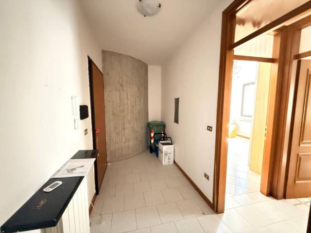 Trilocale in affitto a Poggio Rusco via Trento e Trieste, 18