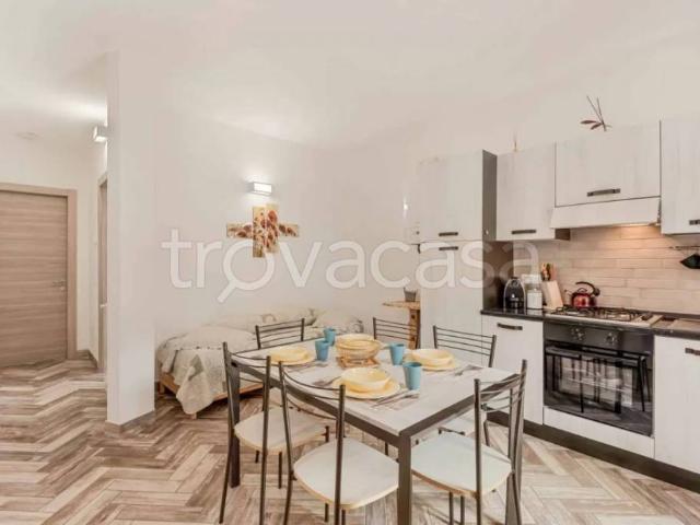 Trilocale in affitto a Riccò del Golfo di Spezia via Aurelia, 57